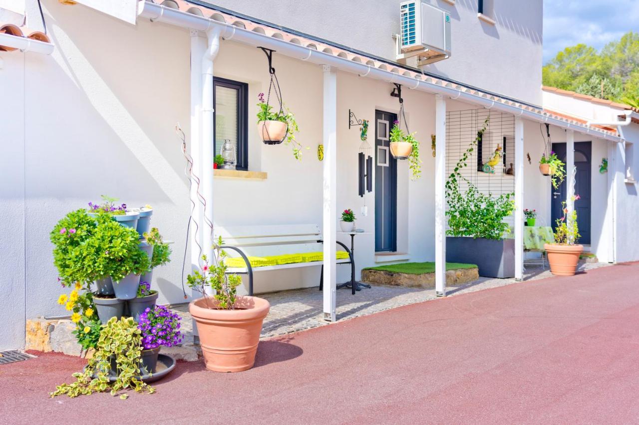Villa Quietude บันโญลส์-ล็อง-โฟเรต์ ภายนอก รูปภาพ
